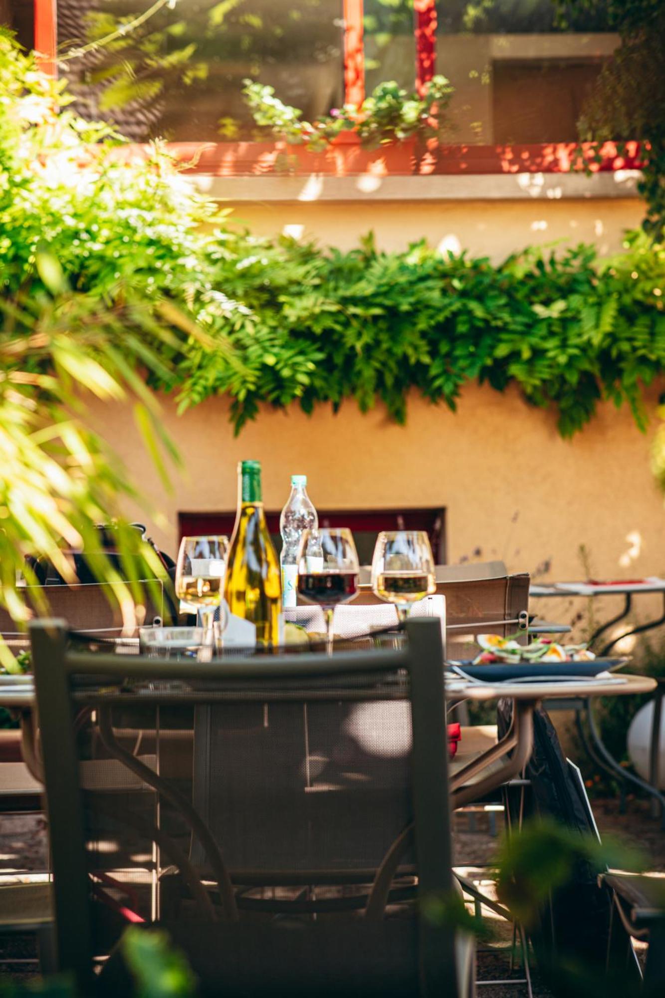 La Terrasse Fleurie, Logis, Hotel Et Restaurant Divonne-les-Bains Exterior photo